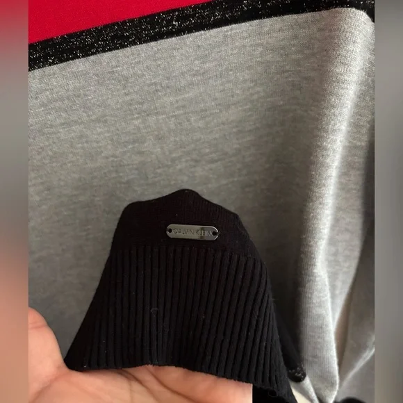 Calvin Klein Women's Colorblocked Turtleneck Sweater Red Size S/P - Picture 7 of 12